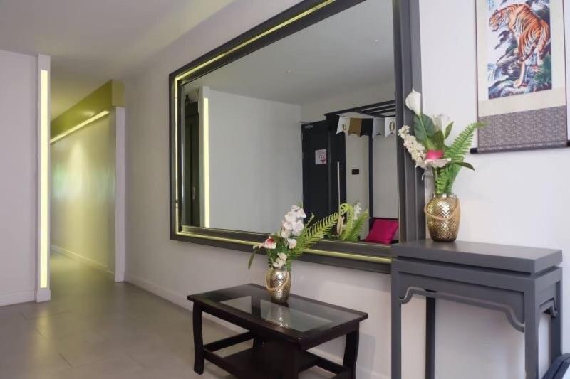 Four Sister Lamoon Hotel Bangkok Luaran gambar