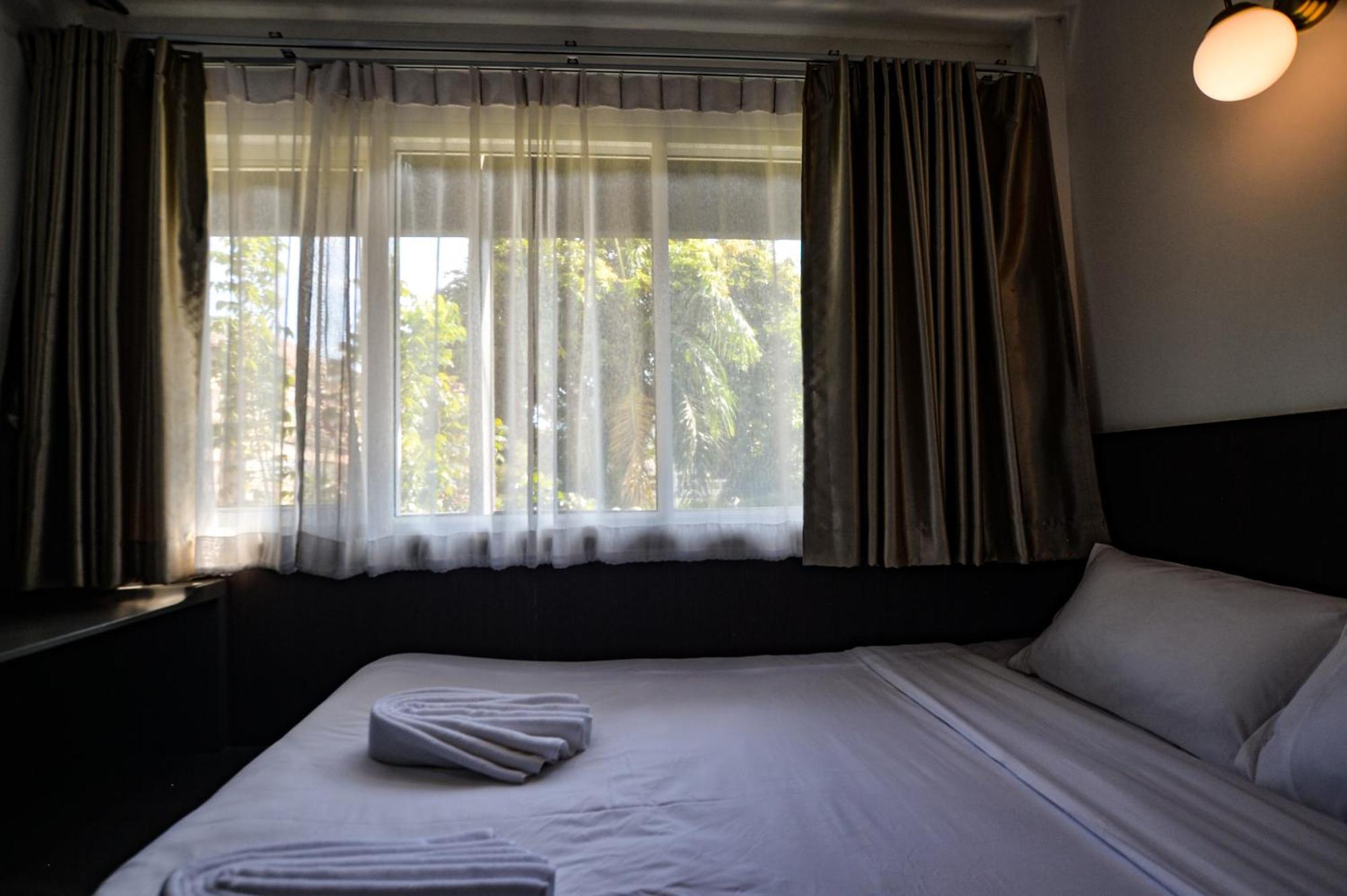 Four Sister Lamoon Hotel Bangkok Luaran gambar