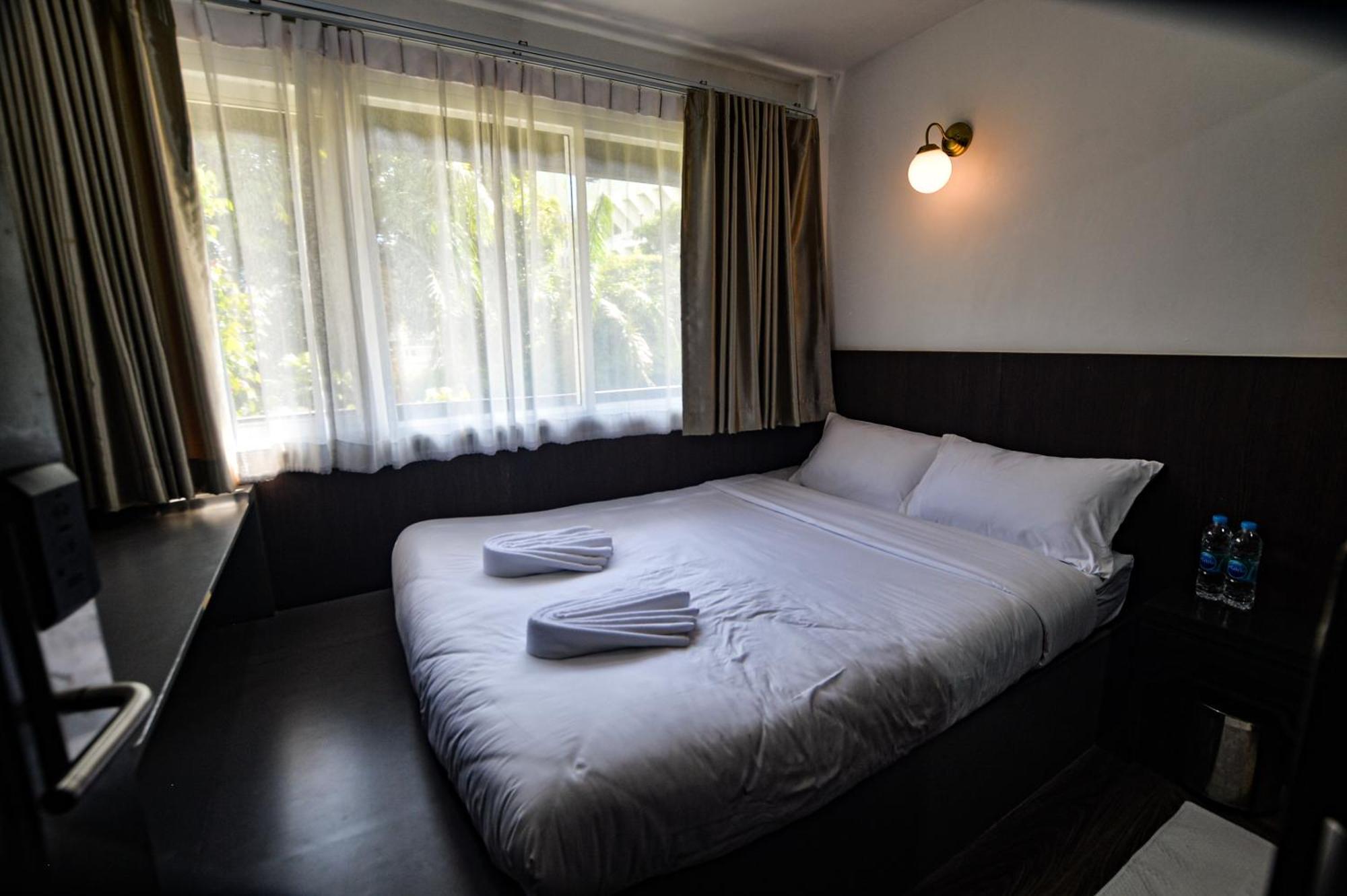 Four Sister Lamoon Hotel Bangkok Luaran gambar