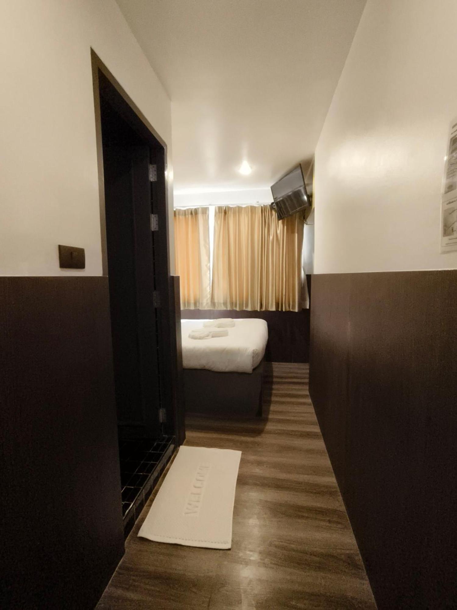 Four Sister Lamoon Hotel Bangkok Luaran gambar